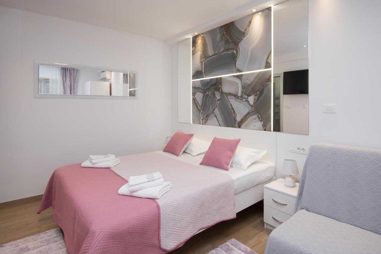 Luxury Studio Apartment Honeymoon Split Eksteriør billede