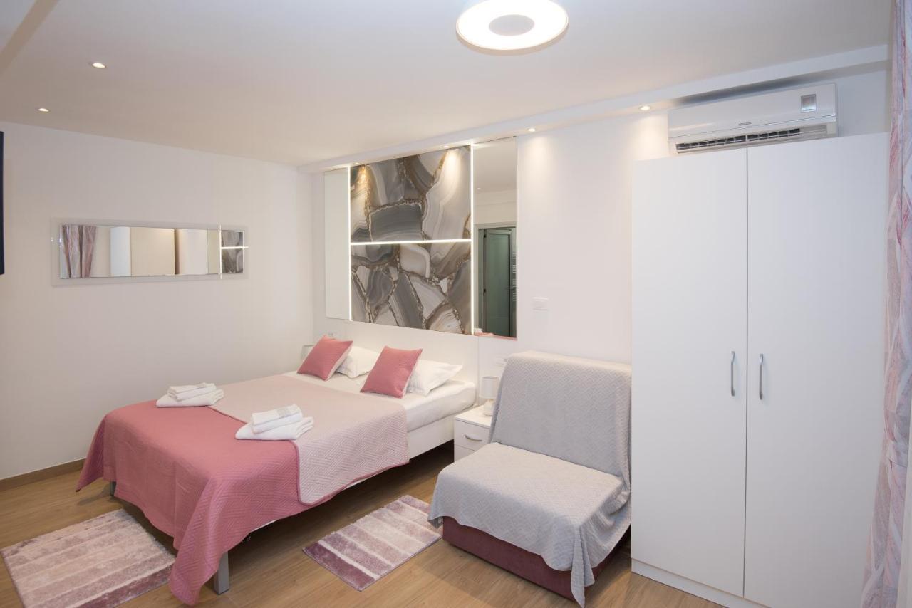 Luxury Studio Apartment Honeymoon Split Eksteriør billede